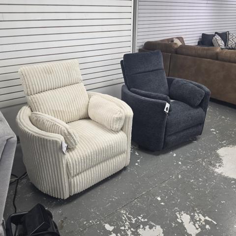 The Clearance Center — BoxDrop Blue Springs